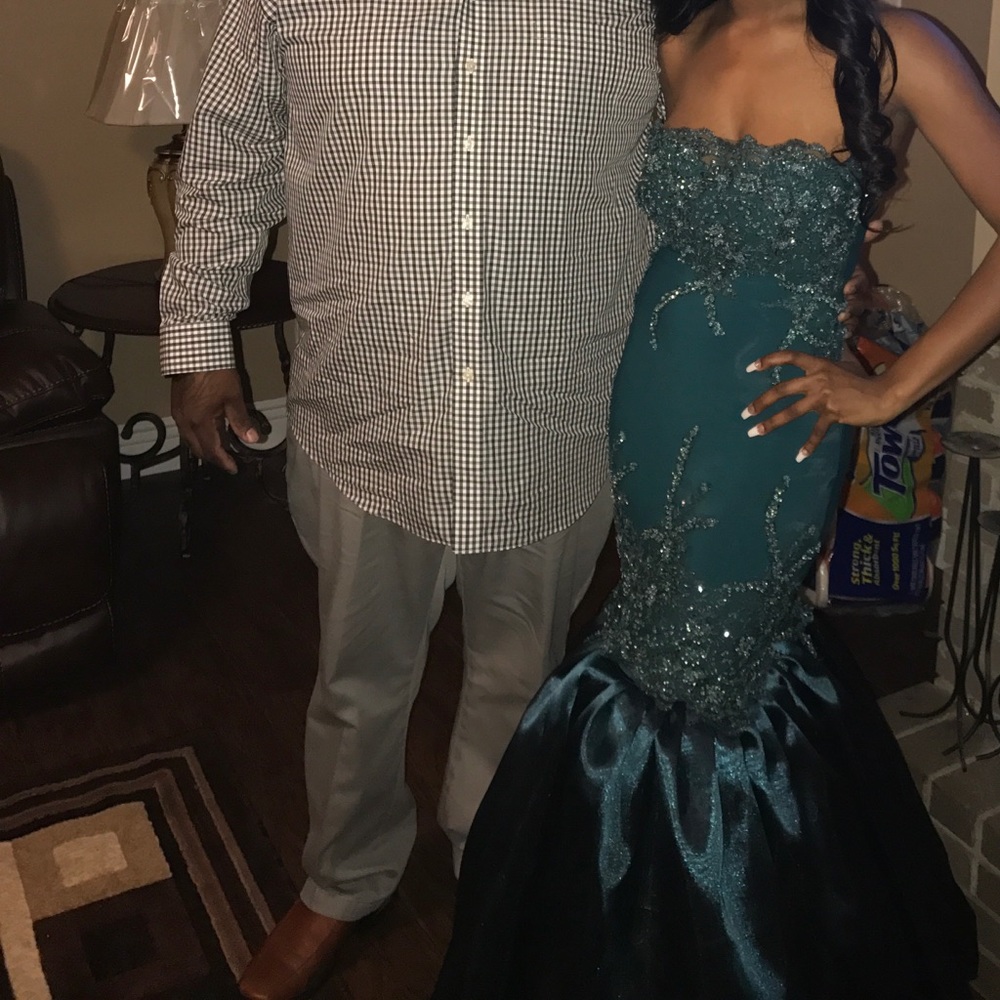 Prom Dress! - Picture 4 of 5